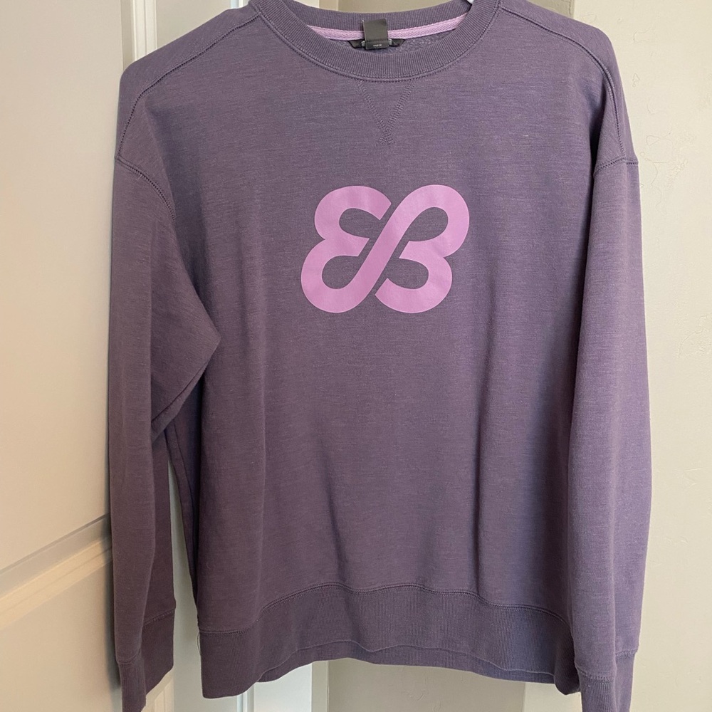 eddie bauer lavender sweatshirt